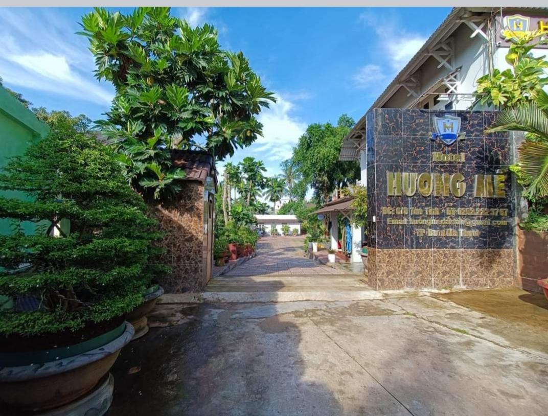 Khach San Huong Me Hotel Buon Ma Thuot Exterior photo